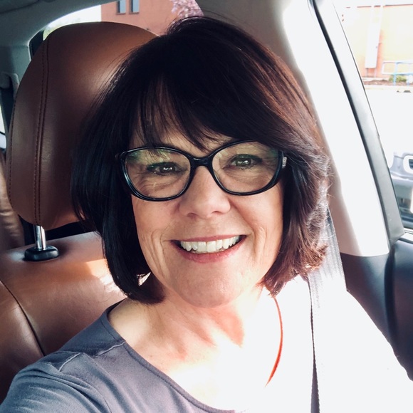 Meet your Posher, Michele - Picture 1 of 1